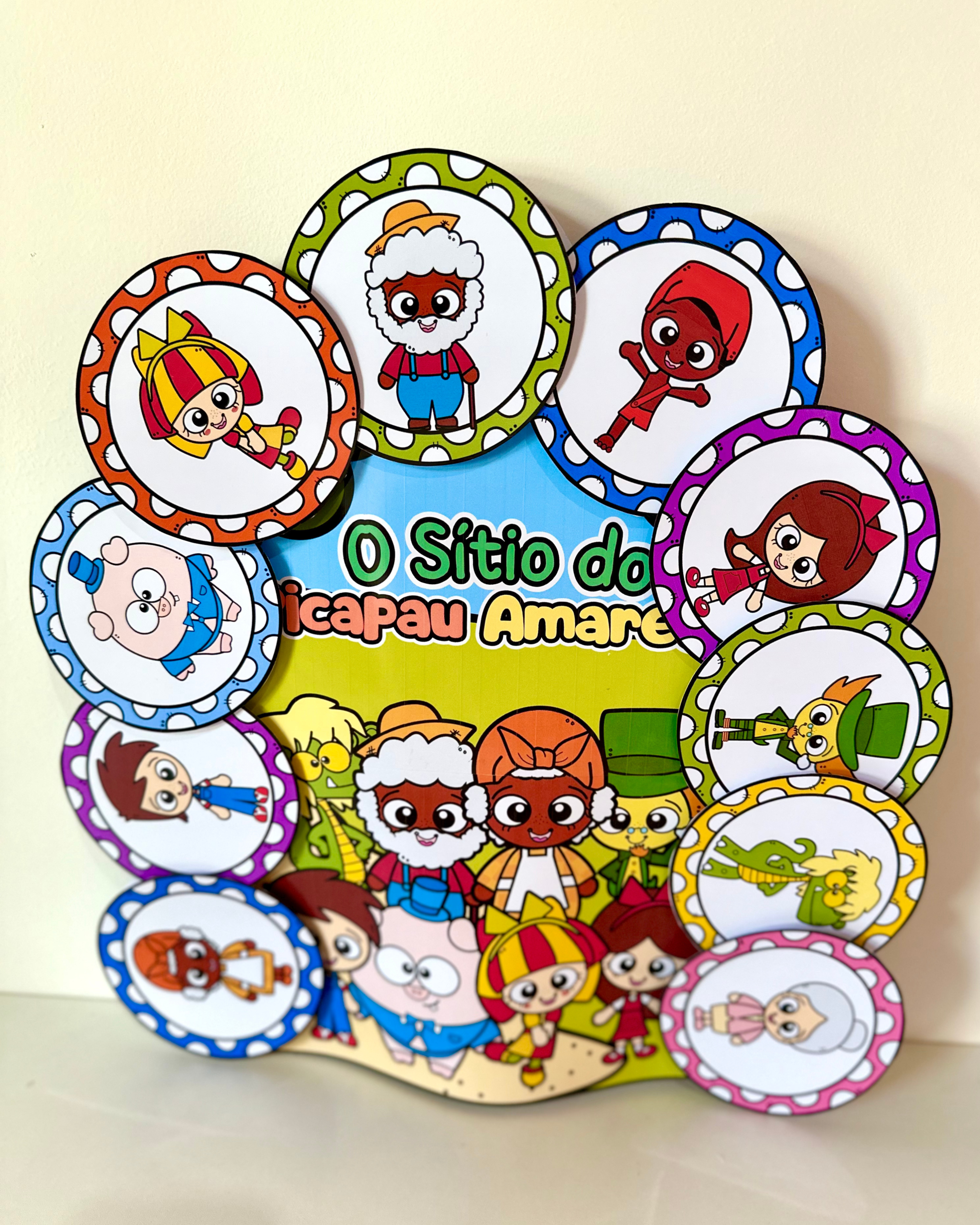 LUVA PERSONAGEM DO PICA PAU AMARELO