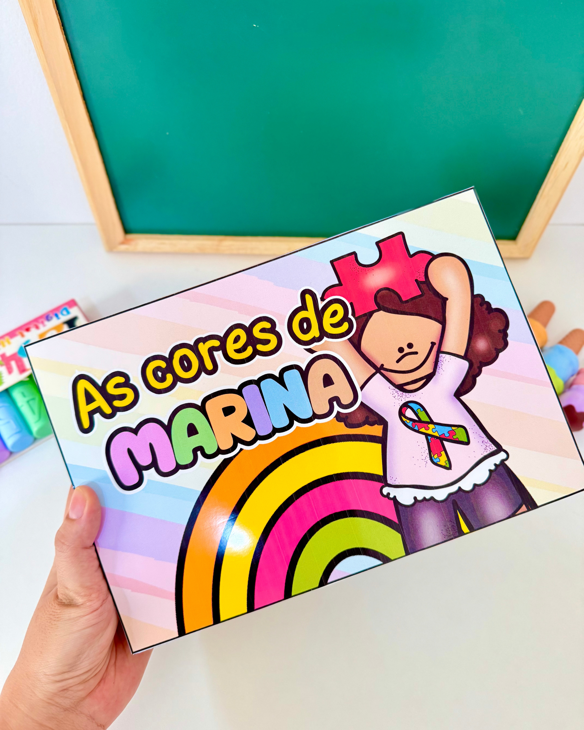 LIVRO NA CAIXA "AS CORES DE MARINA" - Imagem 2