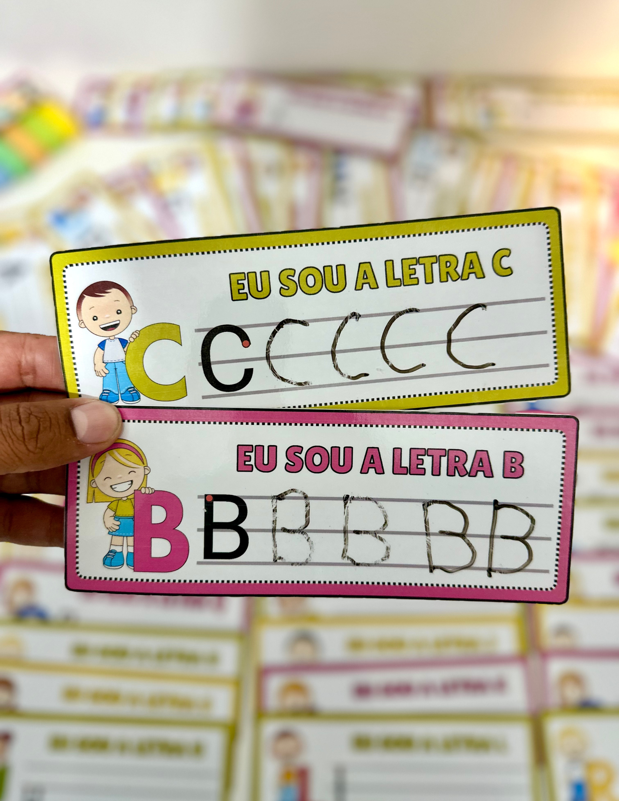 FICHAS DE TRAÇADO DO ALFABETO - Imagem 4
