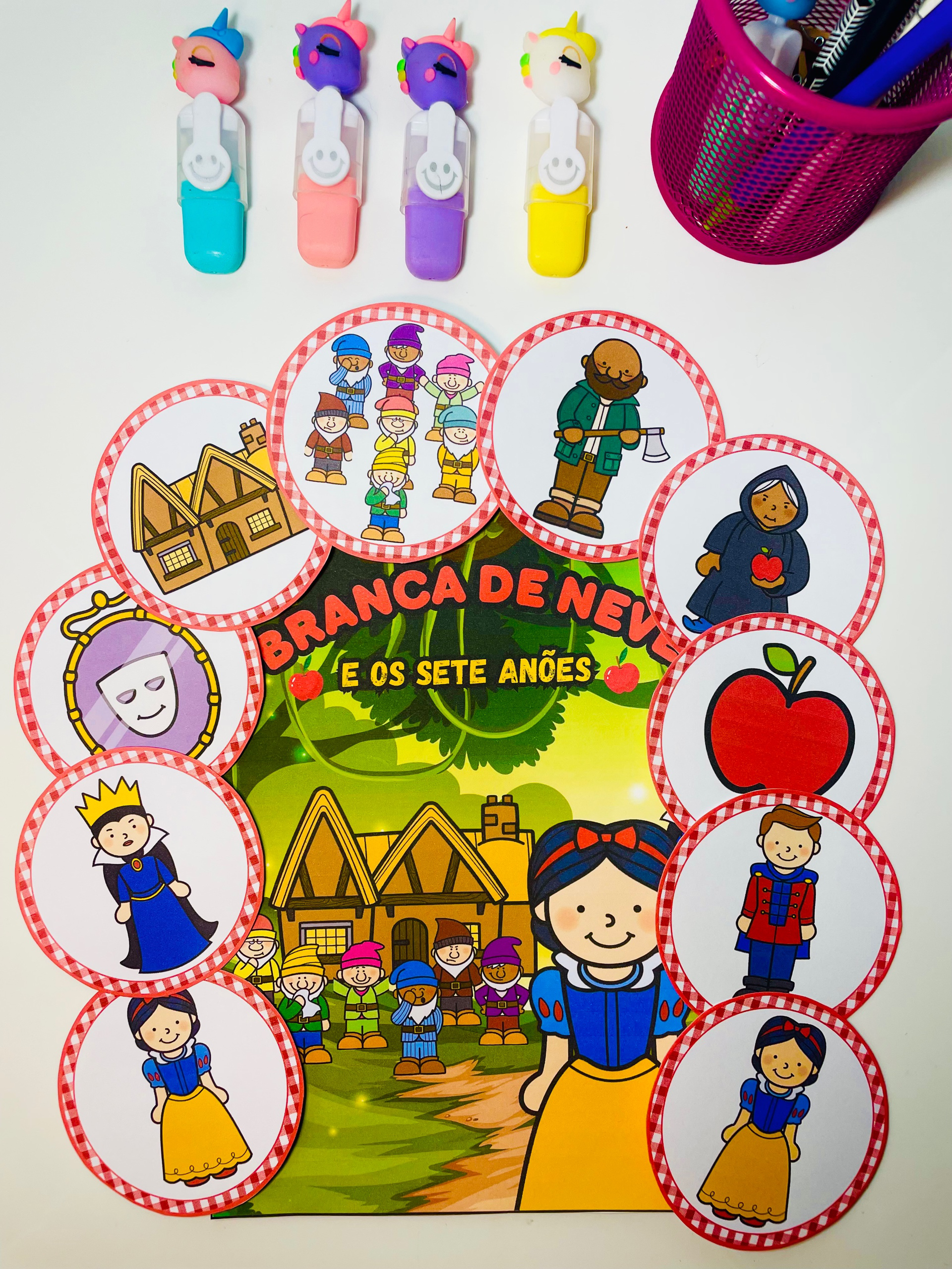 LUVA DE HISTÓRIA - BRANCA DE NEVE