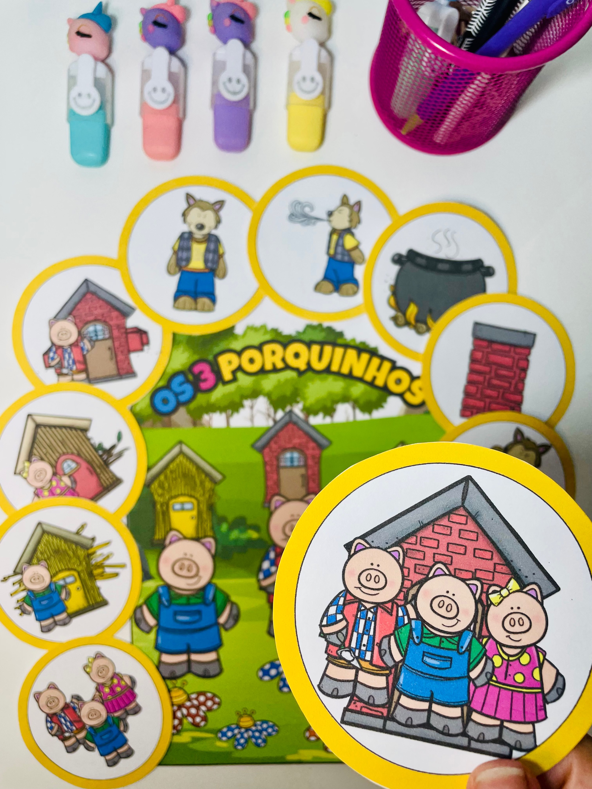 LUVA DE HISTÓRIA - OS TRÊS PORQUINHOS - Imagem 2
