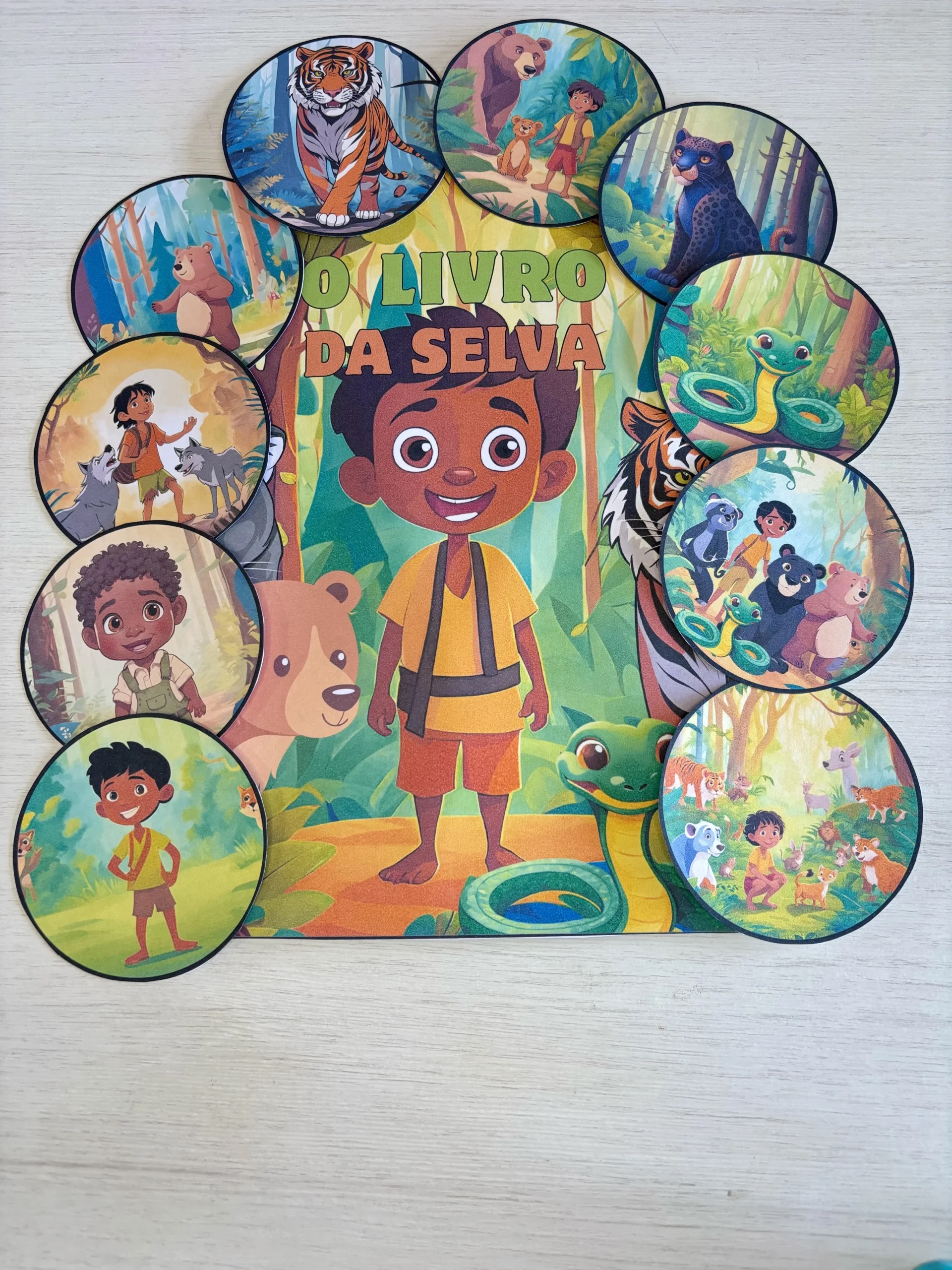 LUVA DE HISTÓRIA - O LIVRO DA SELVA