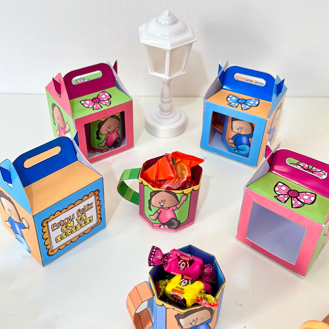 CANECA VOLTA ÁS AULAS