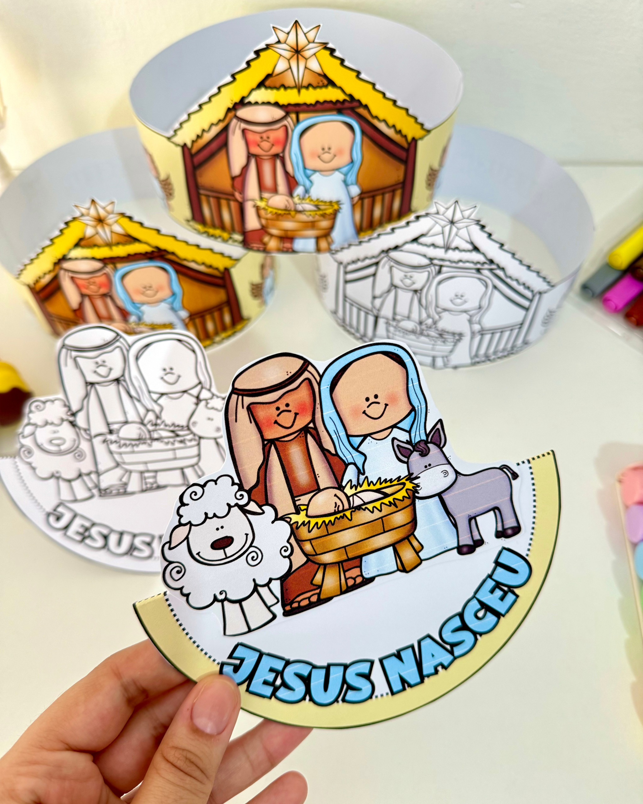 PRESÉPIO DANÇANTE E COROA - Imagem 2