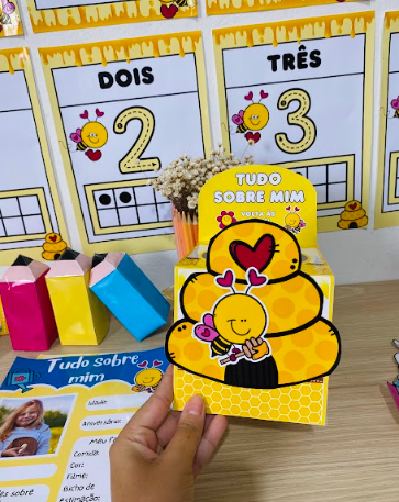 KIT TUDO SOBRE MIM ABELHINHA - Imagem 2