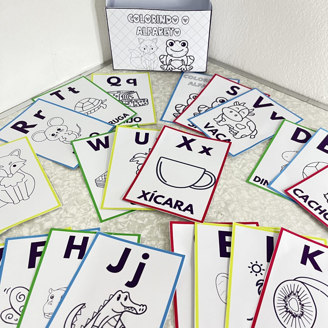 COLORINDO O ALFABETO