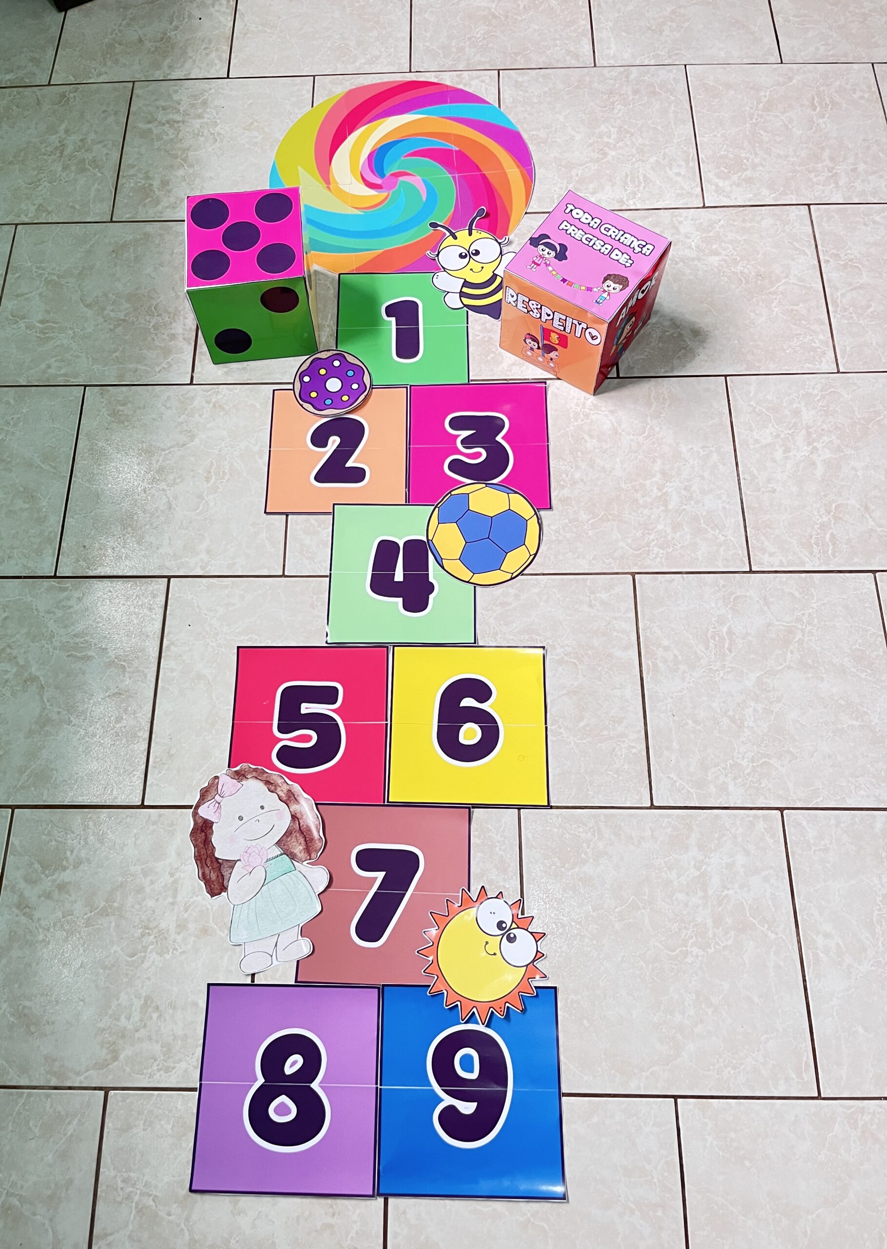 AMARELINHA DIA DAS CRIANÇAS: