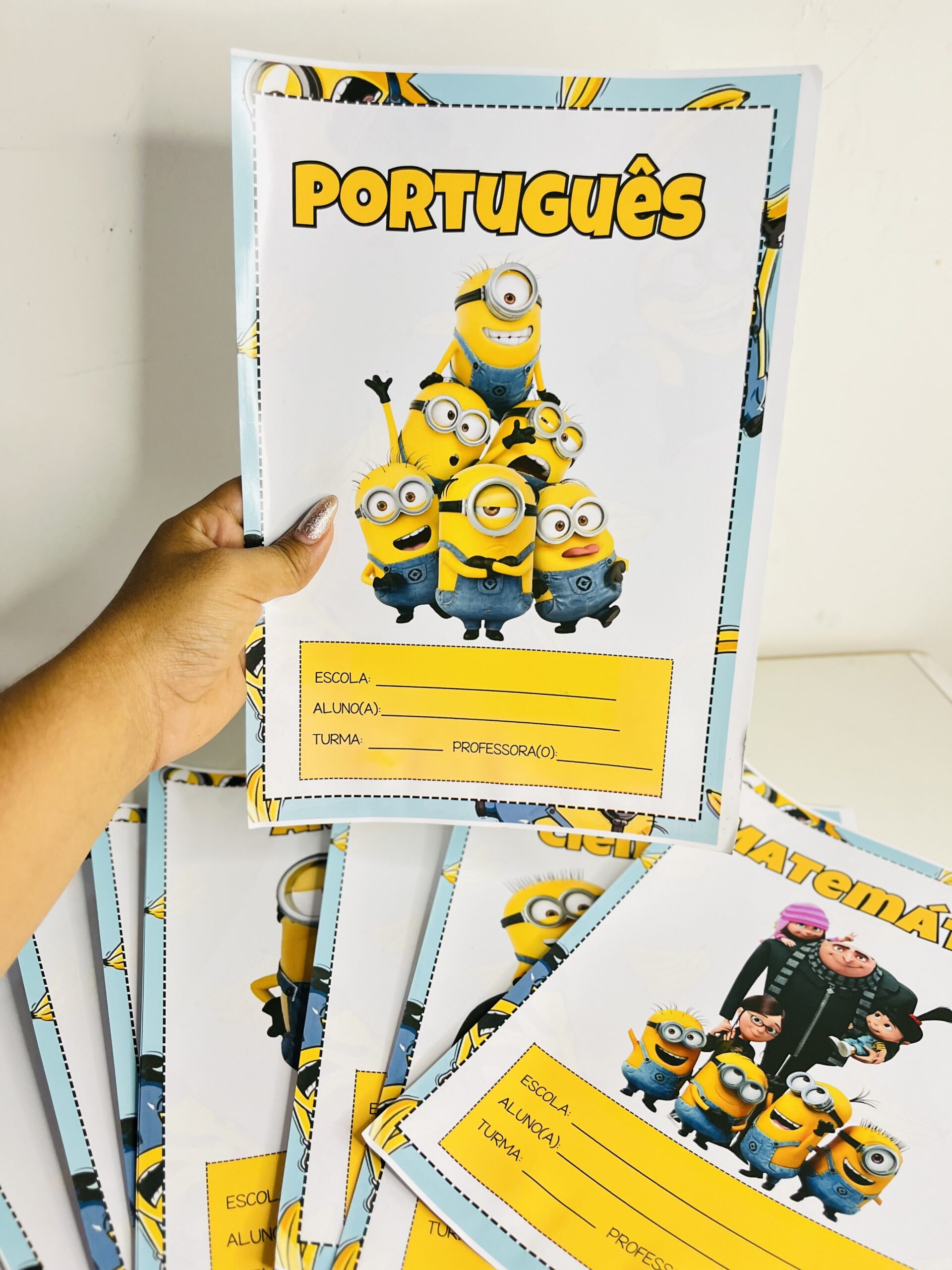 CAPAS PARA CADERNOS MINIONS - Imagem 4