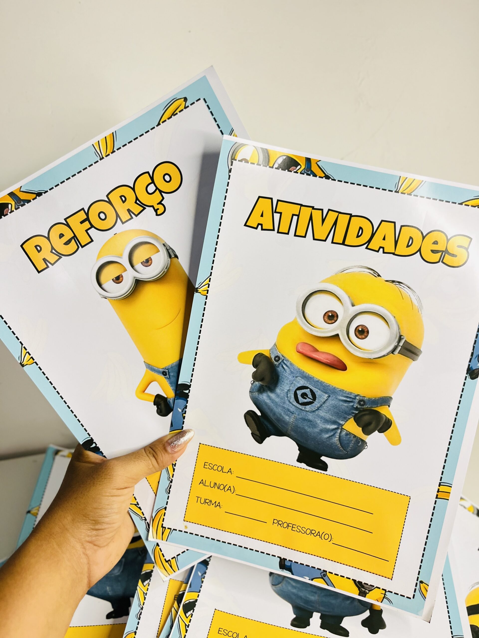 CAPAS PARA CADERNOS MINIONS